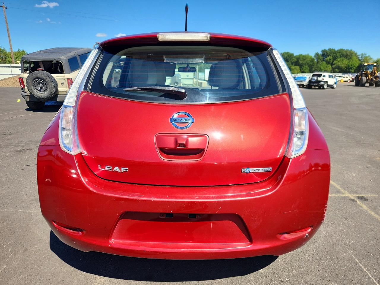 2011 NISSAN LEAF