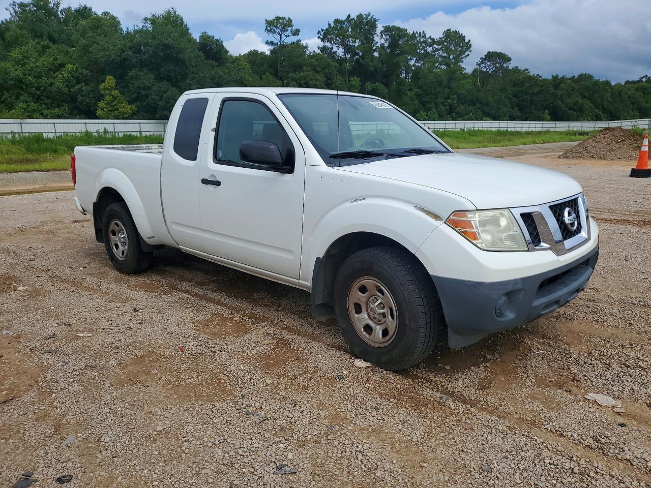 2018 NISSAN FRONTIER