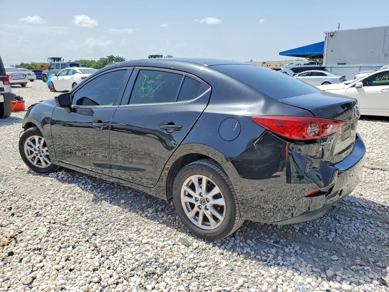 2018 MAZDA 3