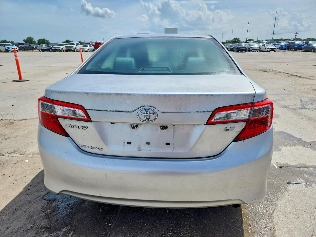 2014 TOYOTA CAMRY