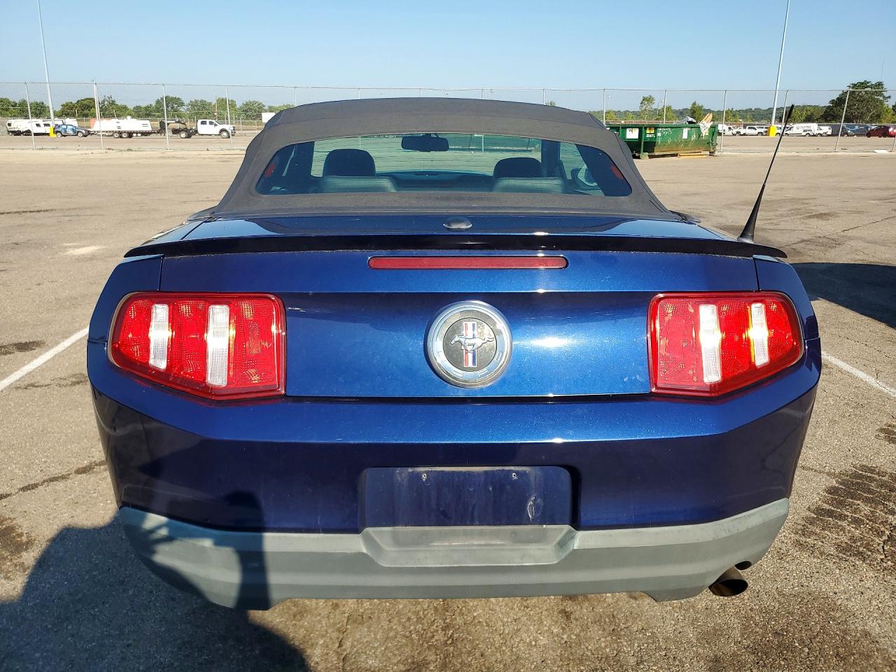 2010 FORD MUSTANG