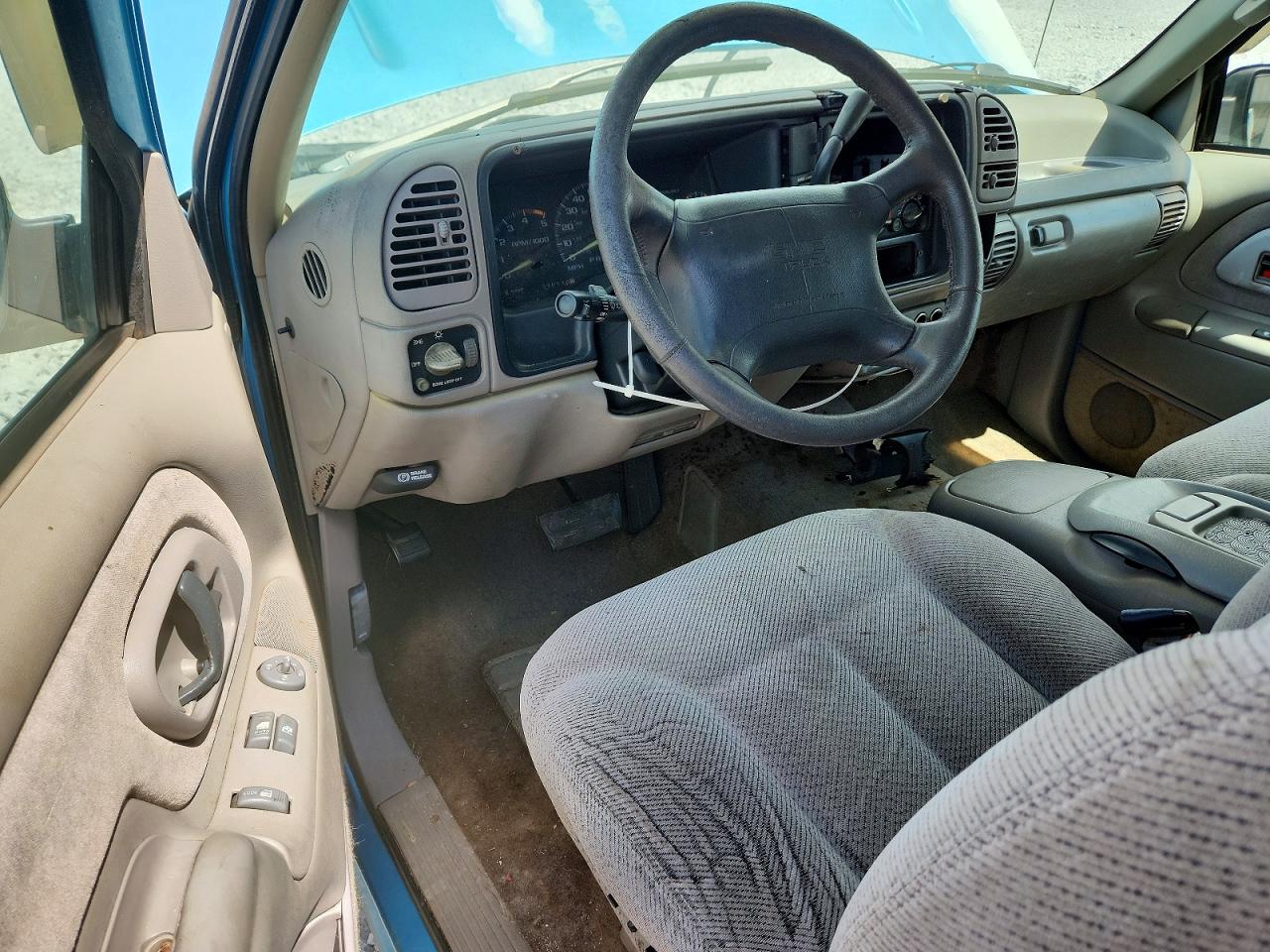 1995 GMC SIERRA