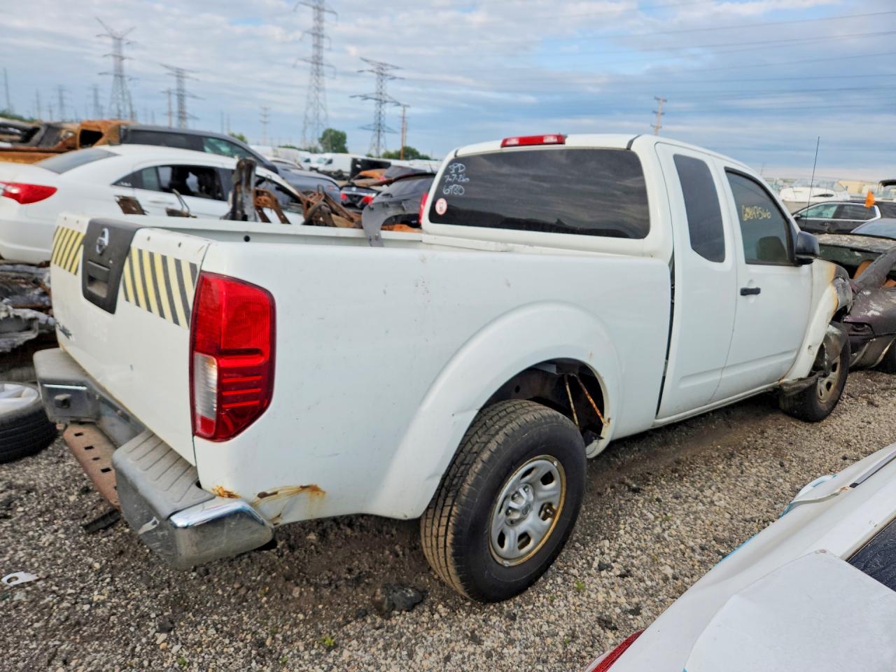 2013 NISSAN FRONTIER