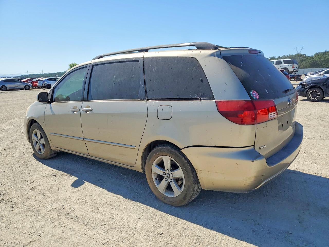 2005 TOYOTA SIENNA