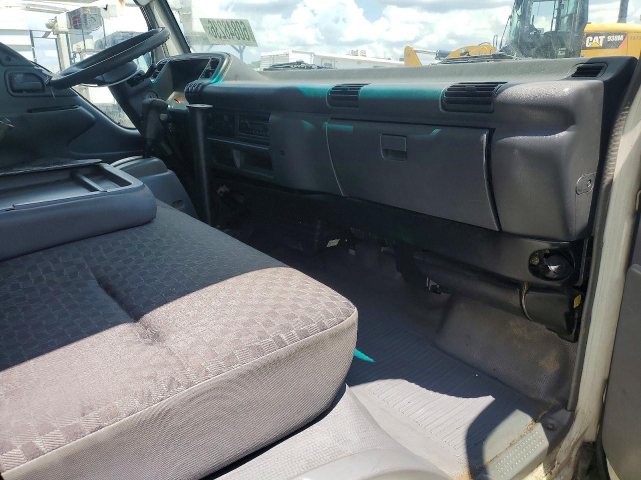 2007 ISUZU NPR