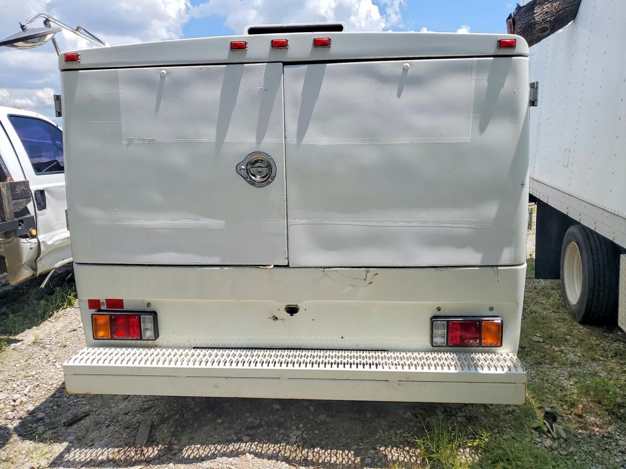 2007 ISUZU NPR