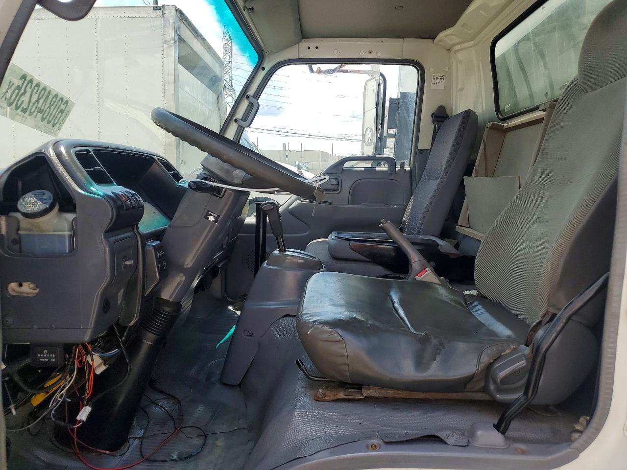 2007 ISUZU NPR