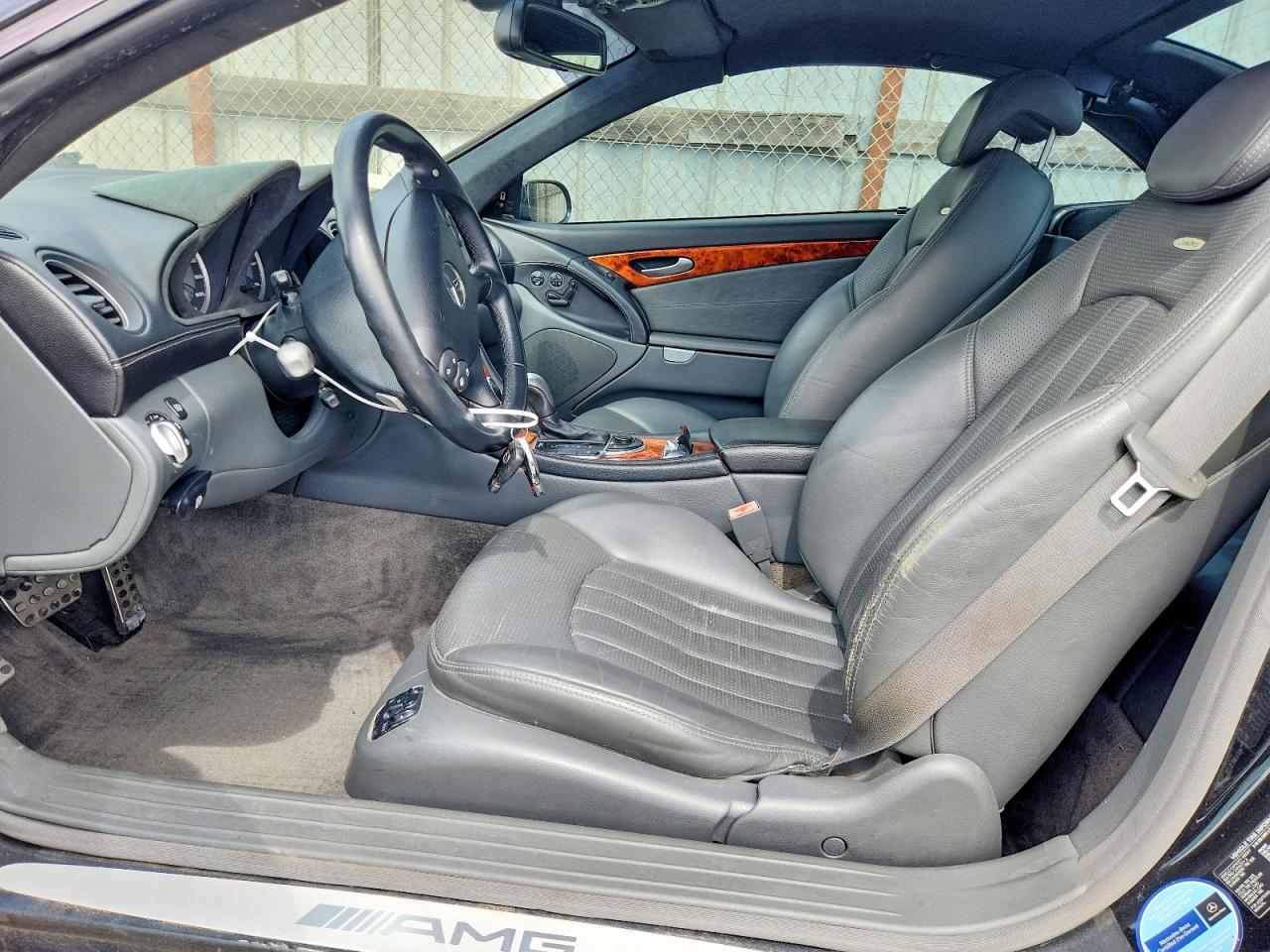 2004 MERCEDES-BENZ SL-CLASS