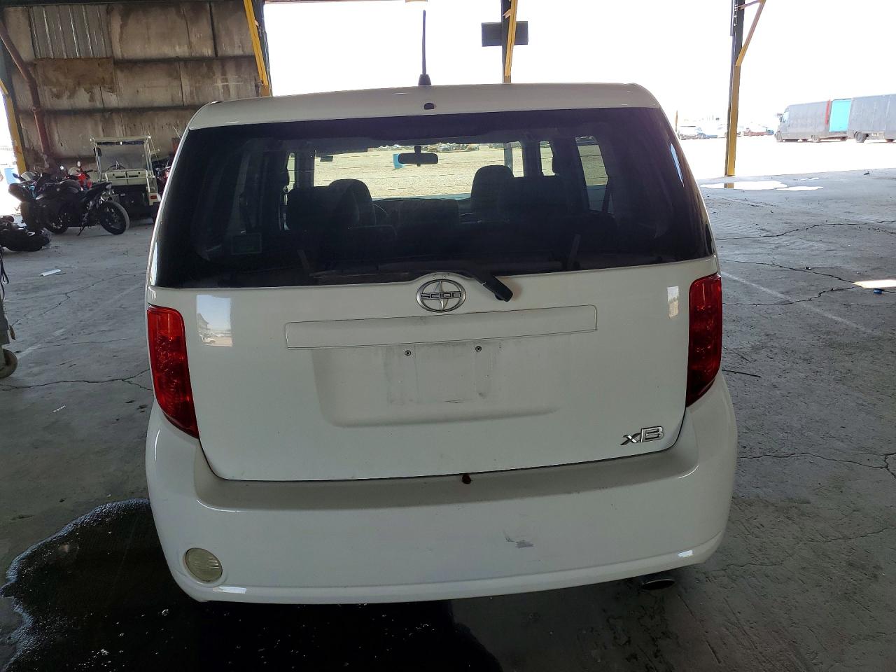2009 TOYOTA SCION