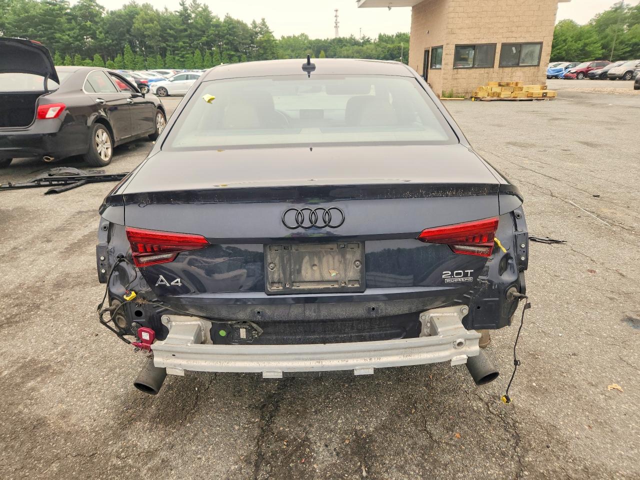 2017 AUDI A4