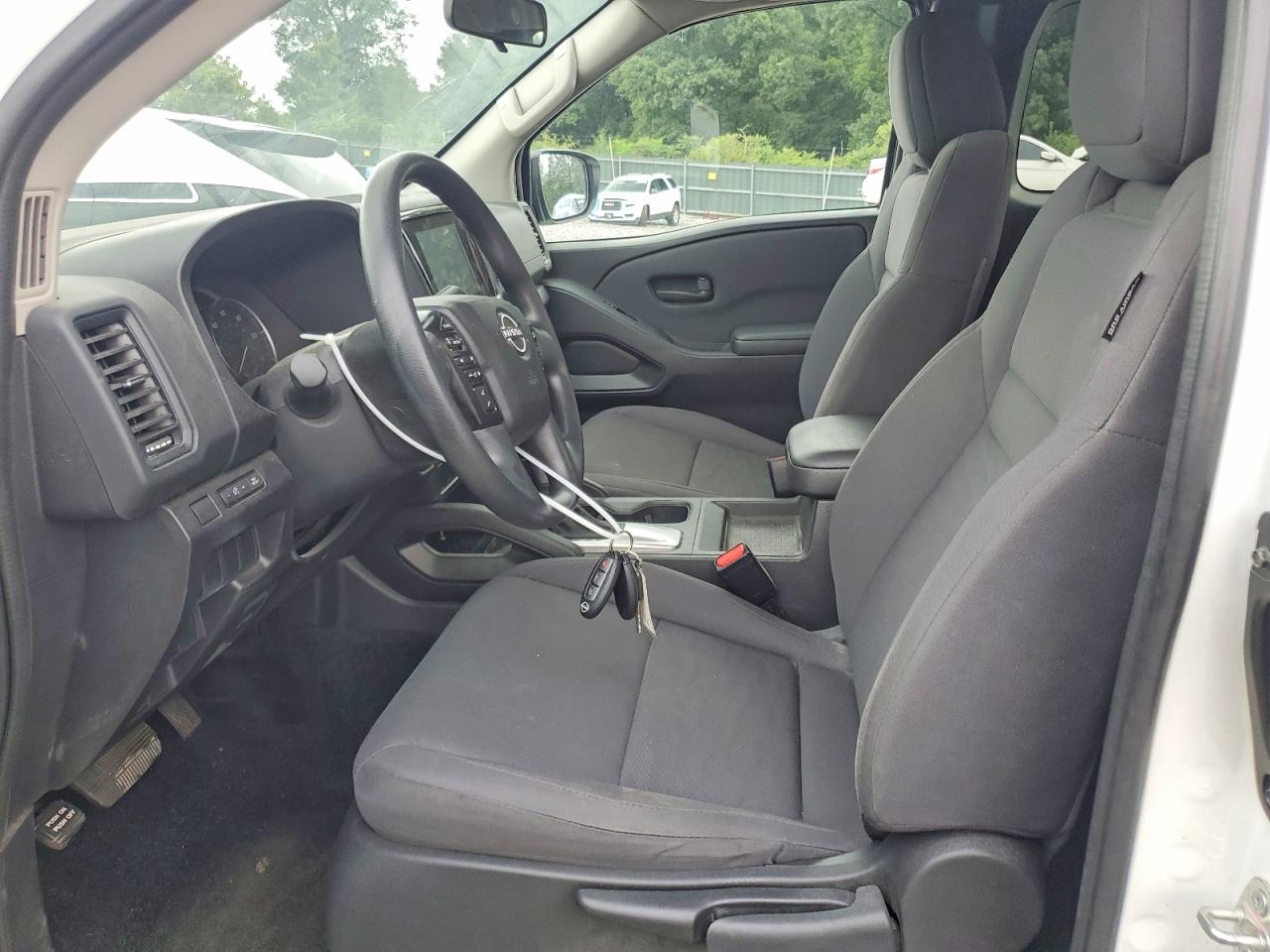 2024 NISSAN FRONTIER