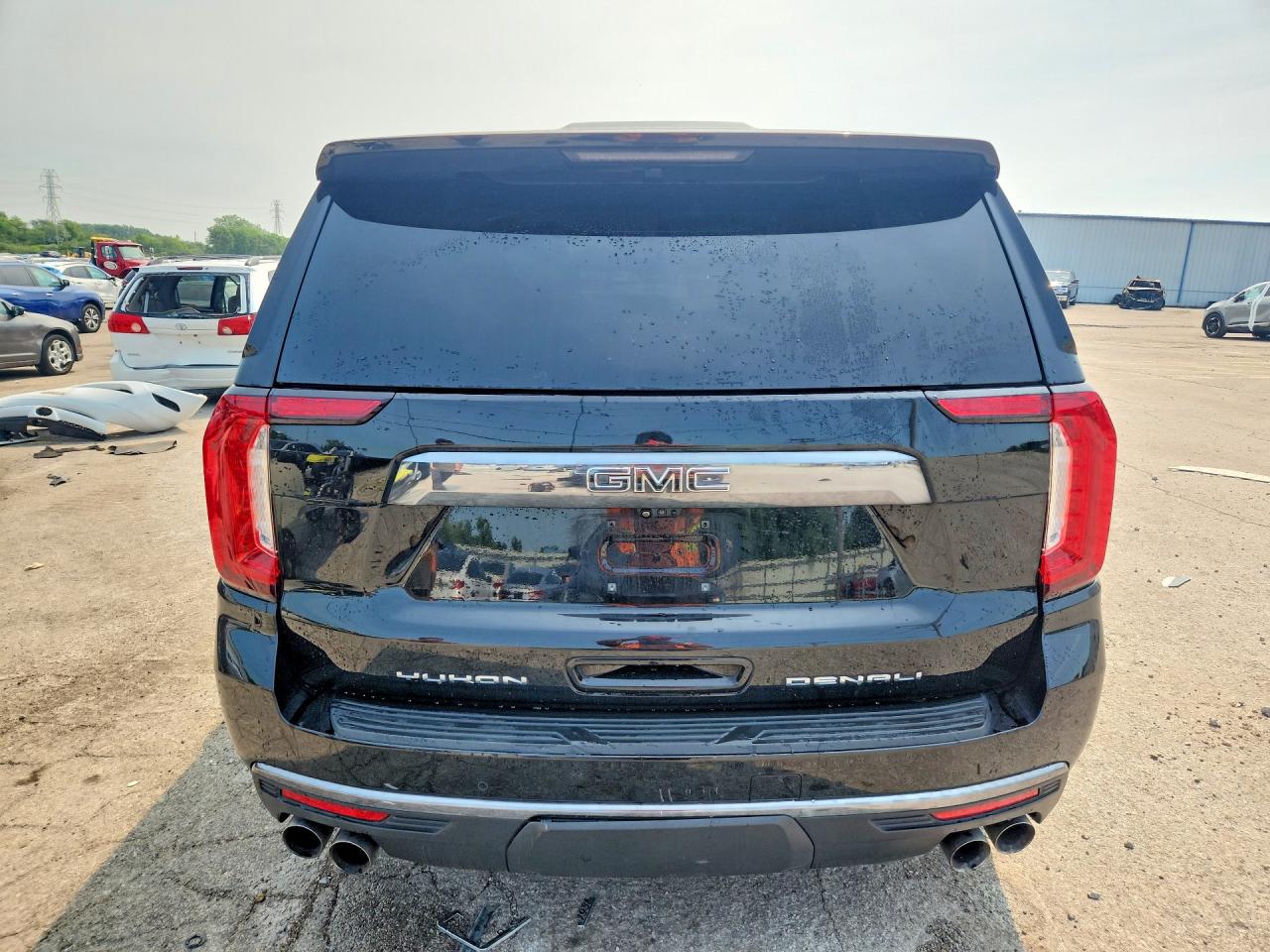 2023 GMC YUKON