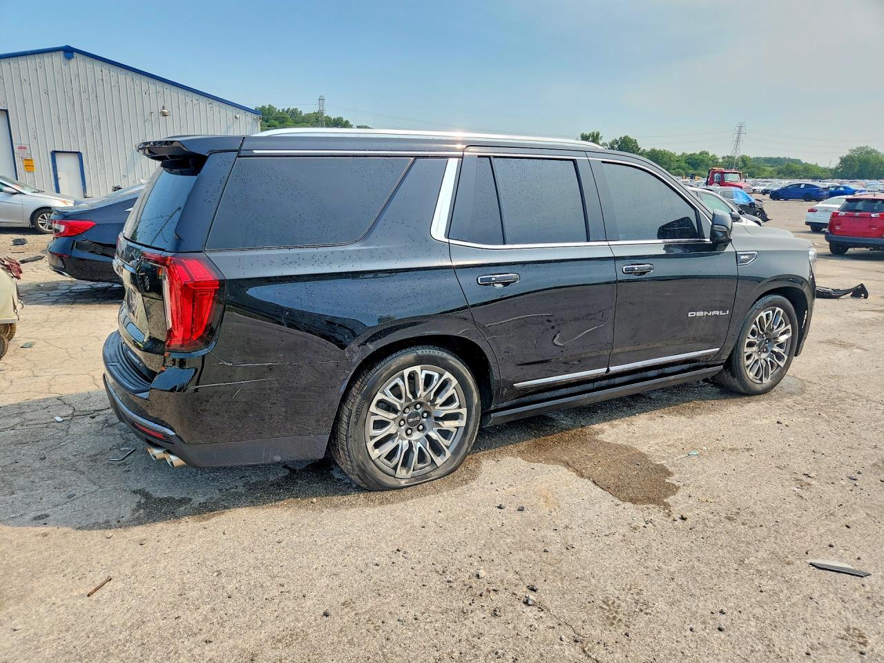 2023 GMC YUKON
