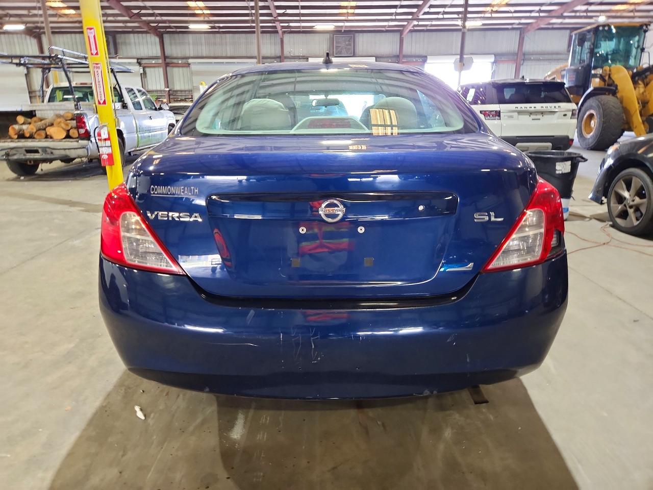 2012 NISSAN VERSA