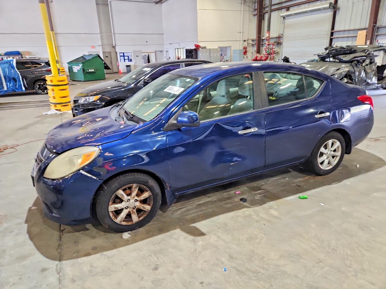 2012 NISSAN VERSA