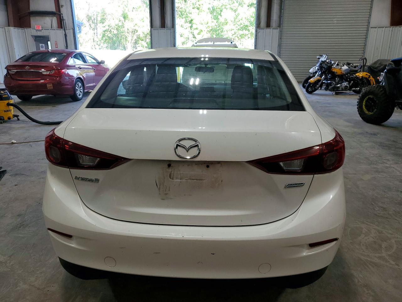 2014 MAZDA 3