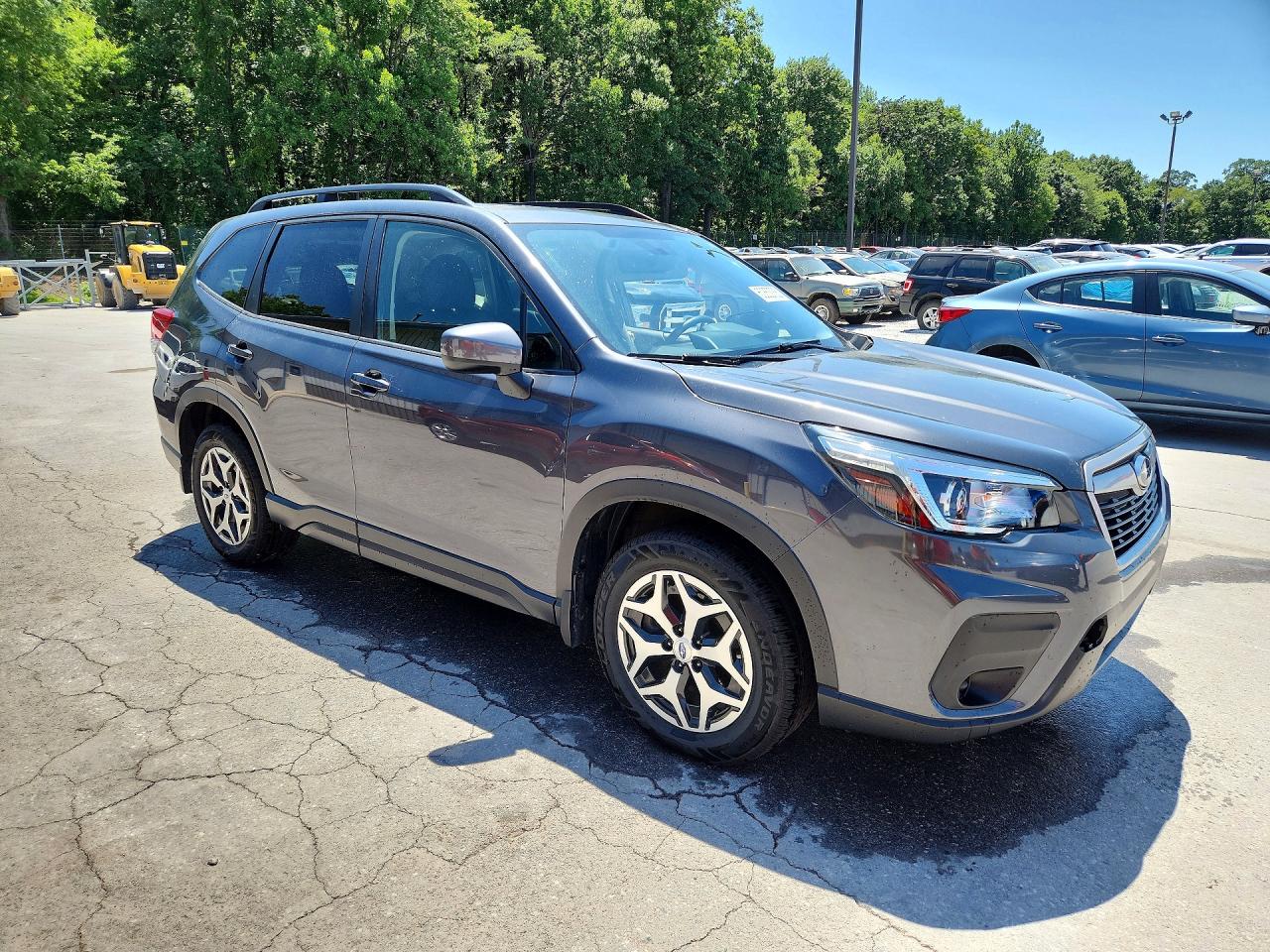 2020 SUBARU FORESTER