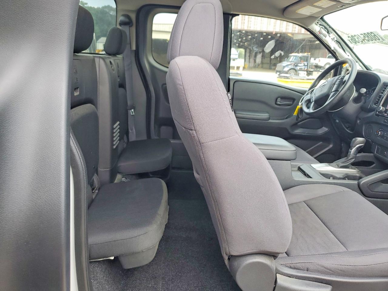 2023 NISSAN FRONTIER