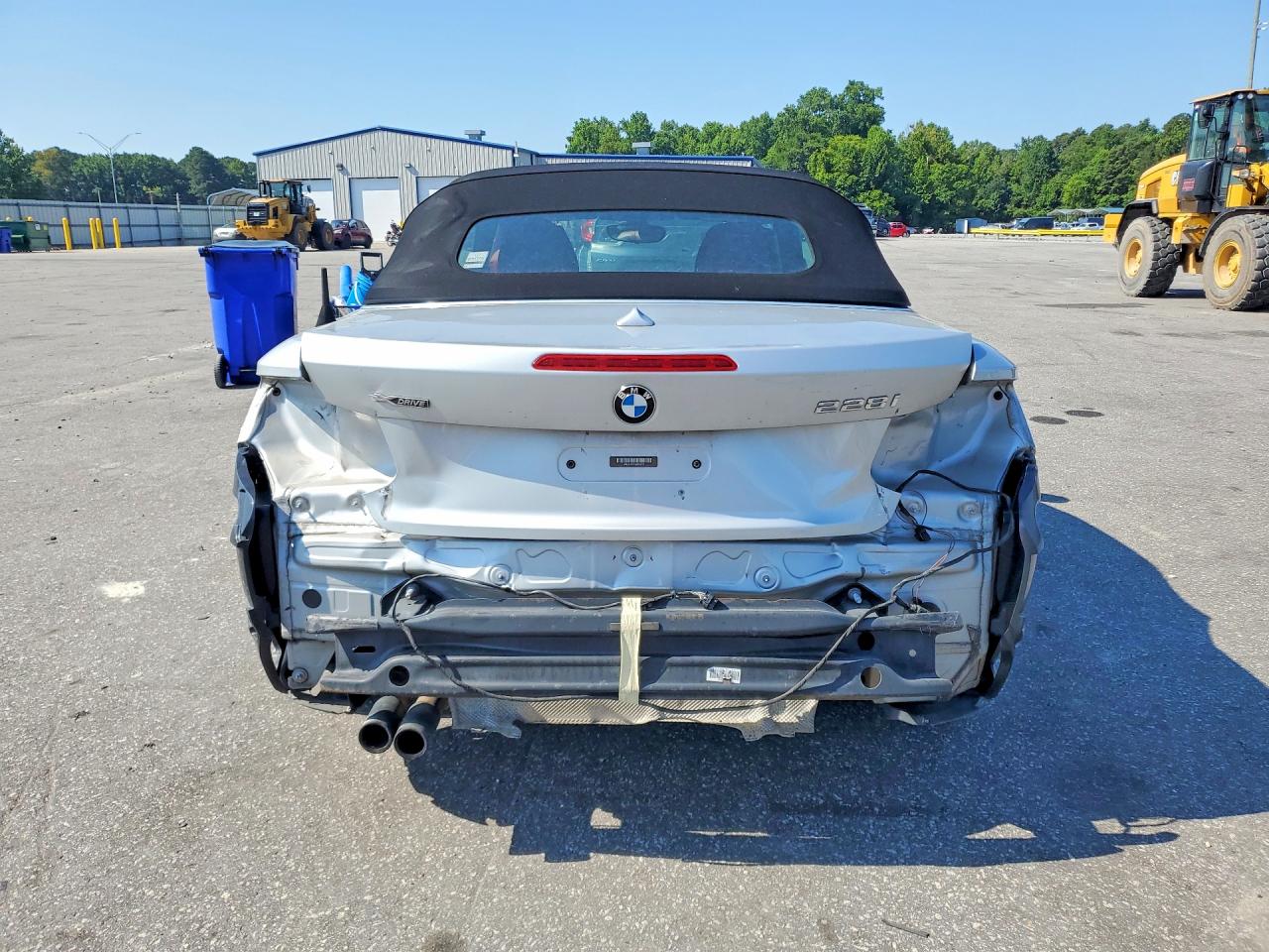 2016 BMW 2 SERIES