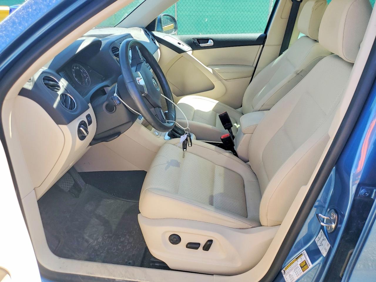 2017 VOLKSWAGEN TIGUAN