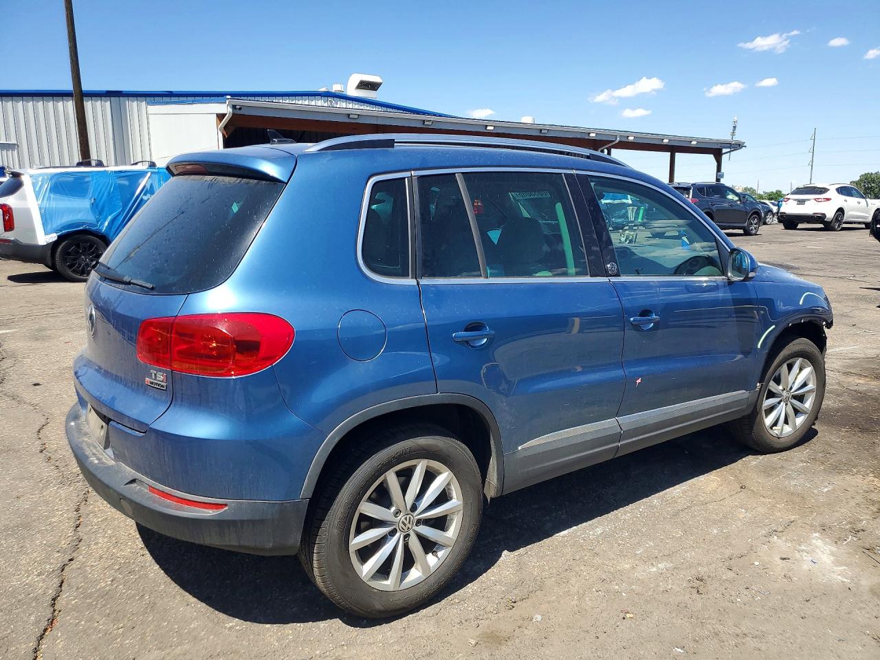 2017 VOLKSWAGEN TIGUAN