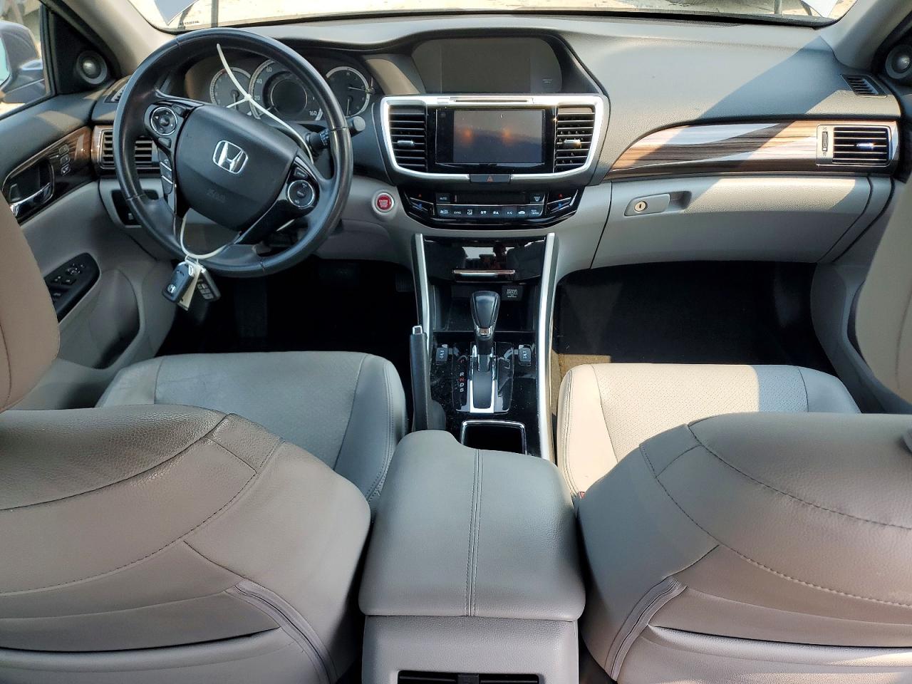 2017 HONDA ACCORD