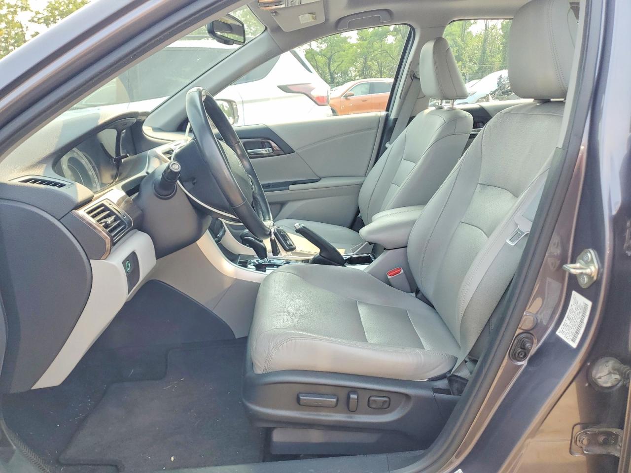 2017 HONDA ACCORD