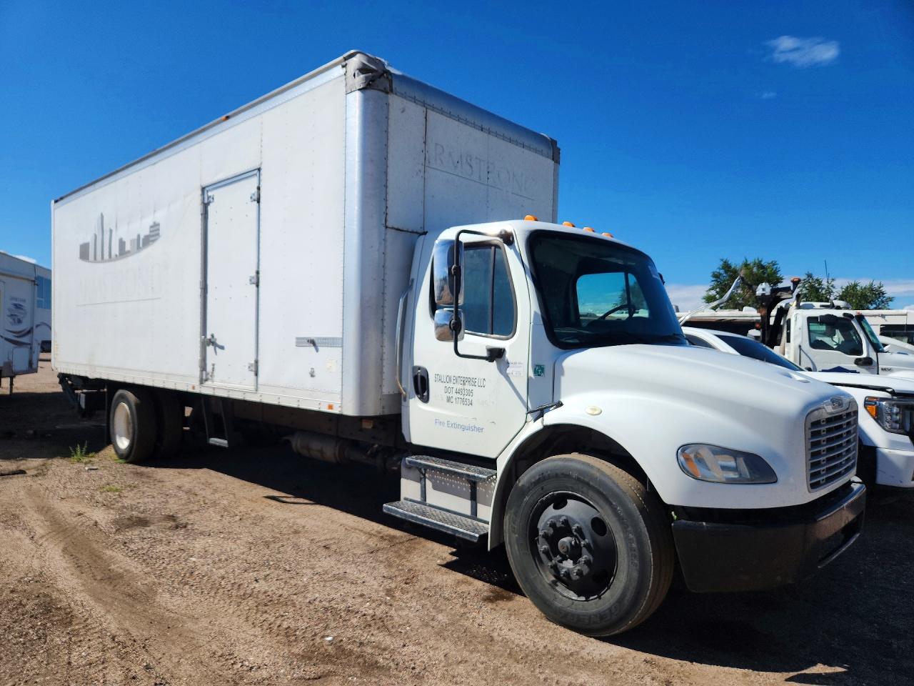 2014 FRHT - FREIGHTLINER M2 106 MED