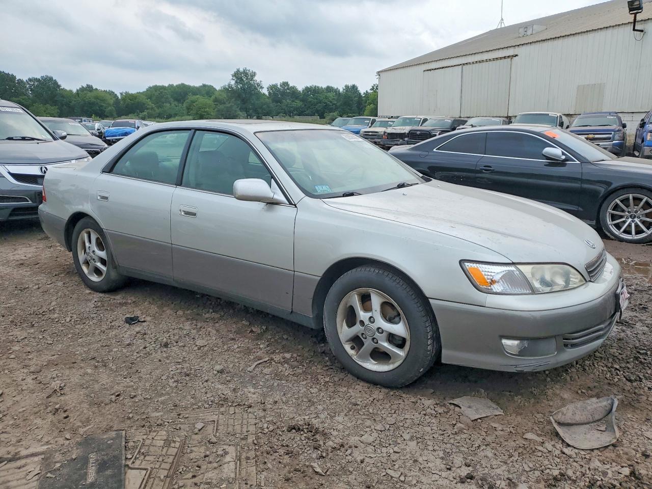 2001 LEXUS ES300