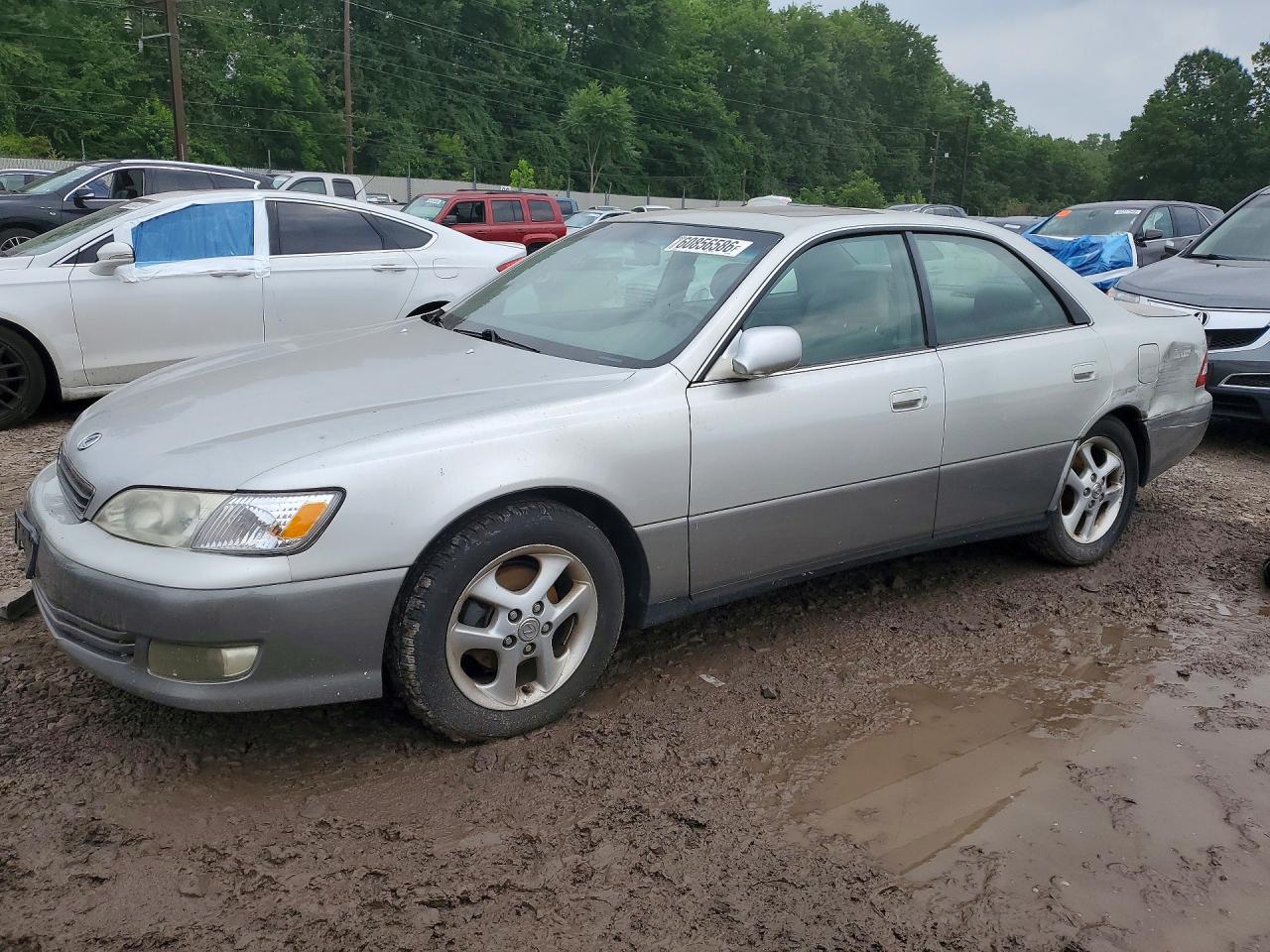 2001 LEXUS ES300
