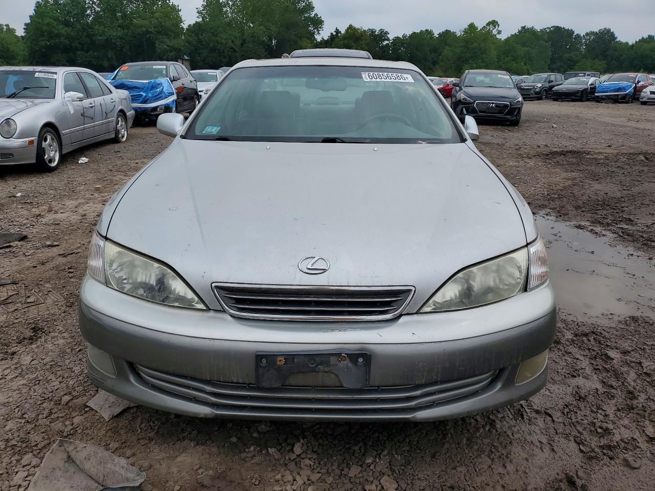 2001 LEXUS ES300