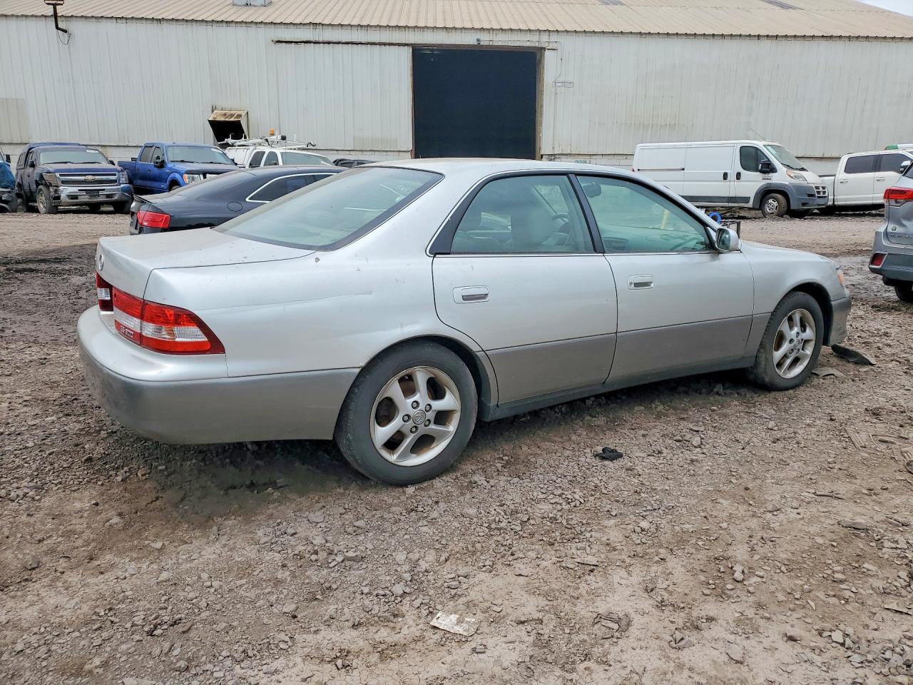 2001 LEXUS ES300