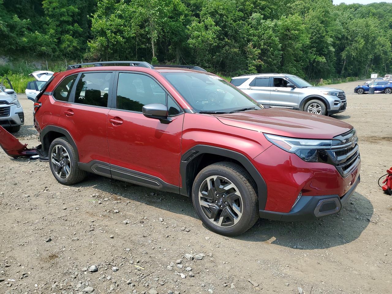 2025 SUBARU FORESTER