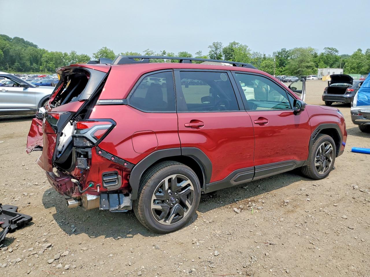 2025 SUBARU FORESTER