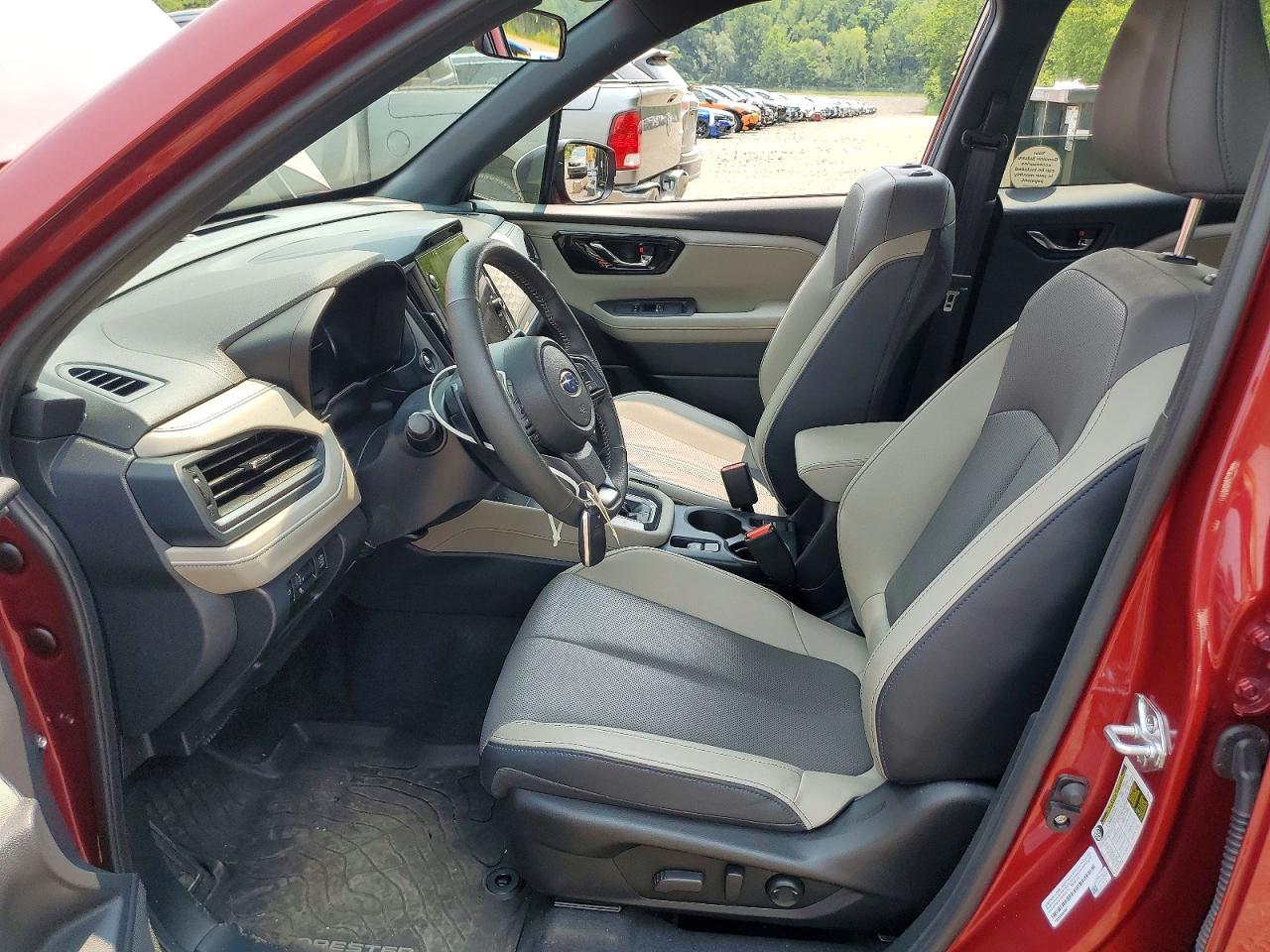 2025 SUBARU FORESTER