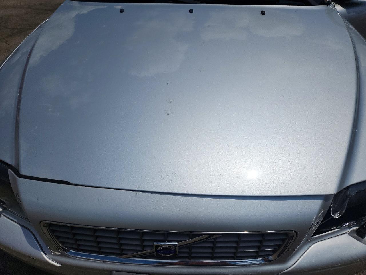 2004 VOLVO S80