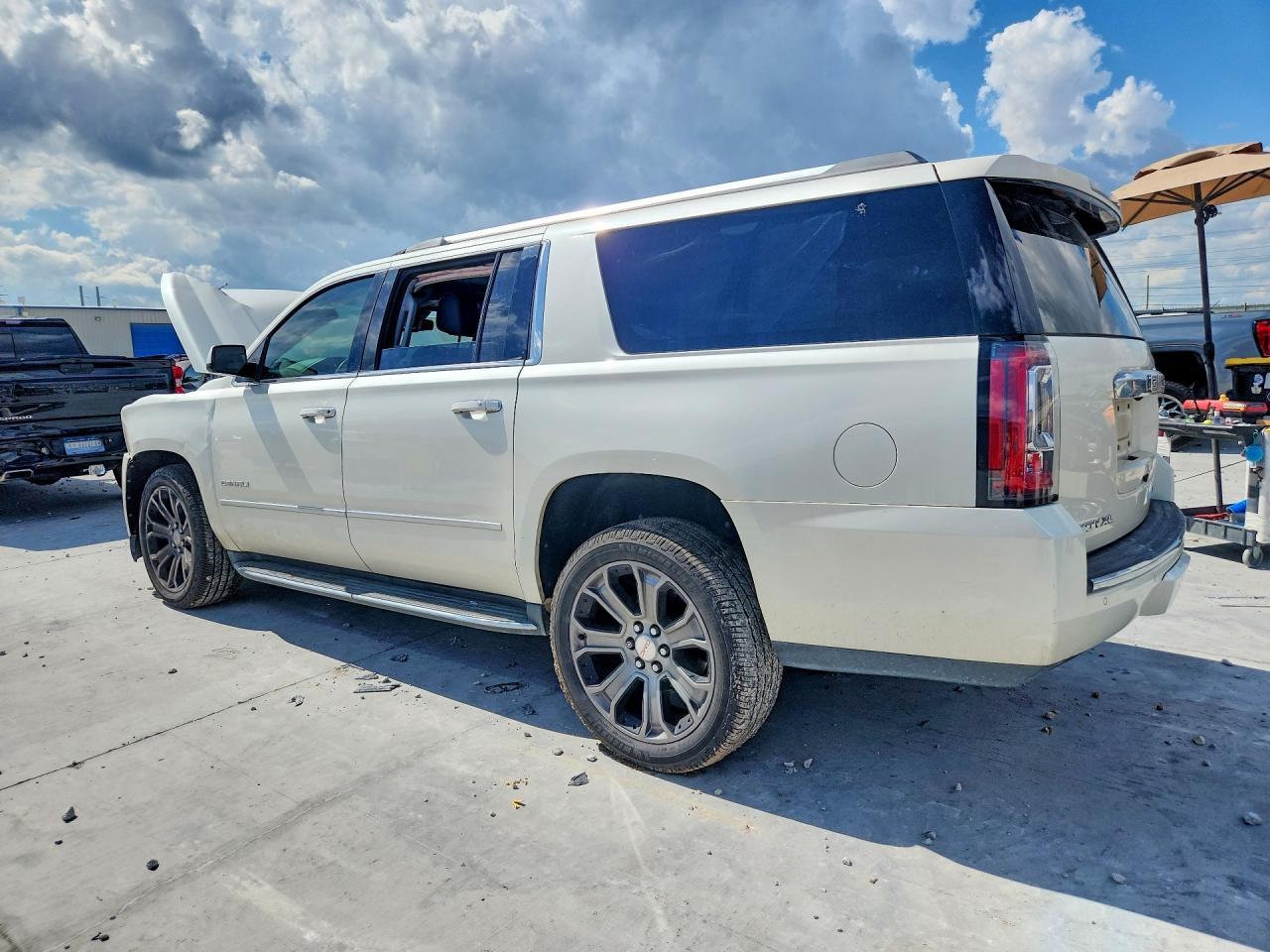 2015 GMC YUKON