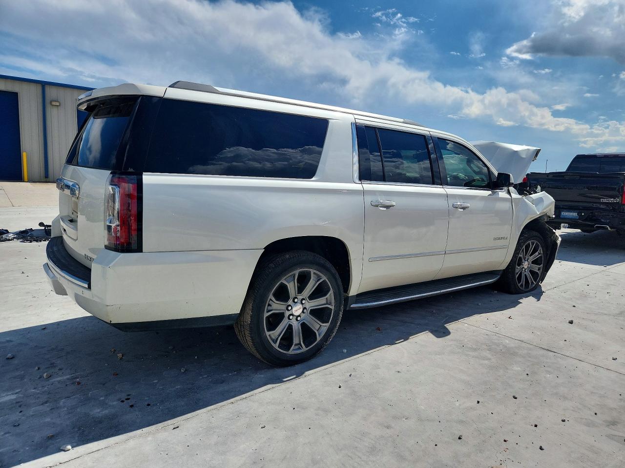 2015 GMC YUKON
