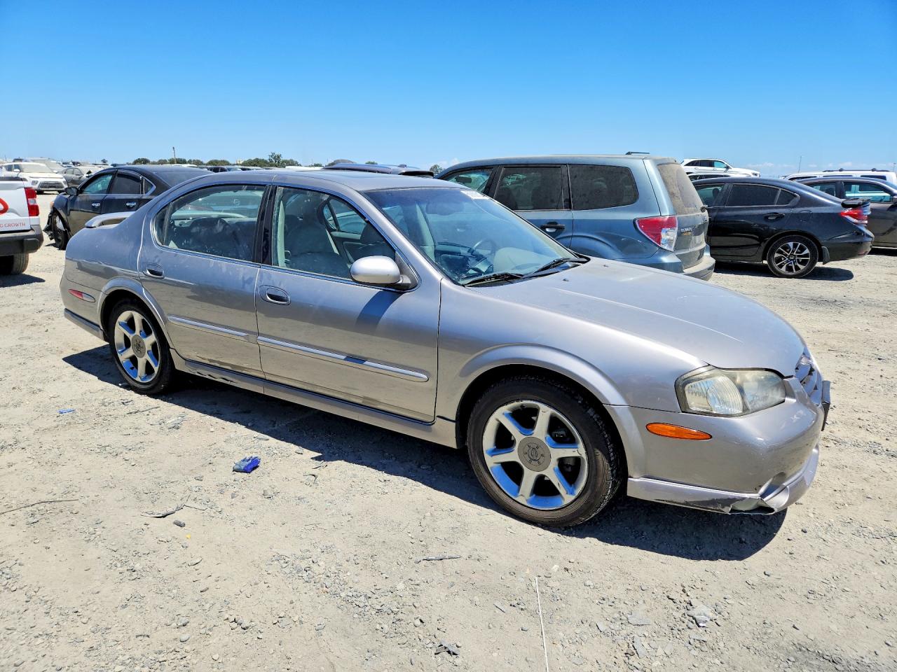 2001 NISSAN MAXIMA