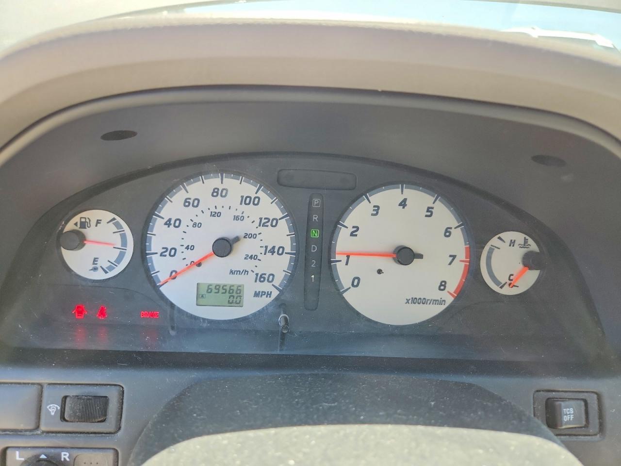2001 NISSAN MAXIMA