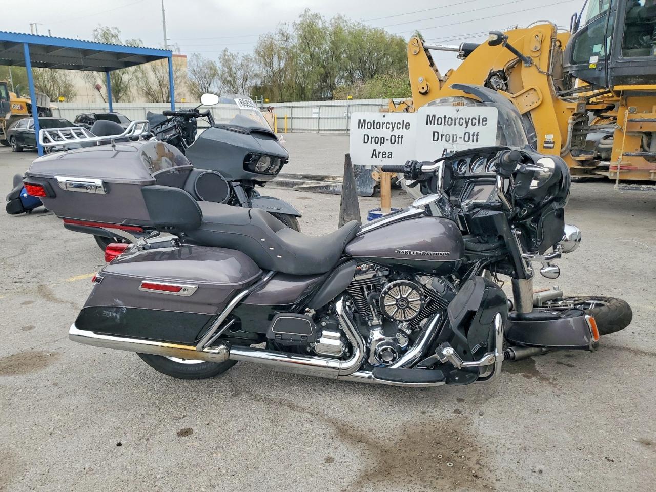 2014 HARLEY-DAVIDSON FL