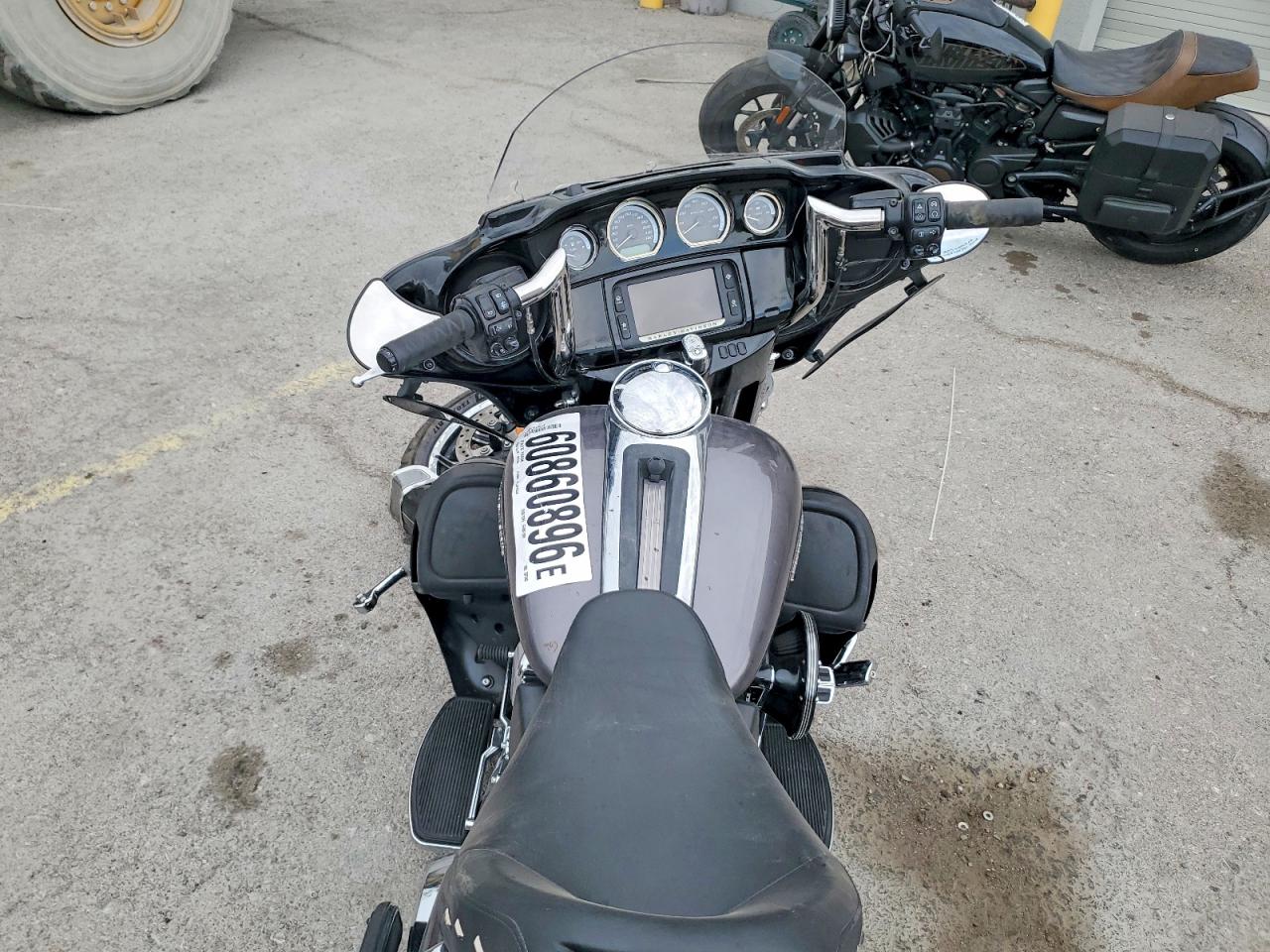 2014 HARLEY-DAVIDSON FL