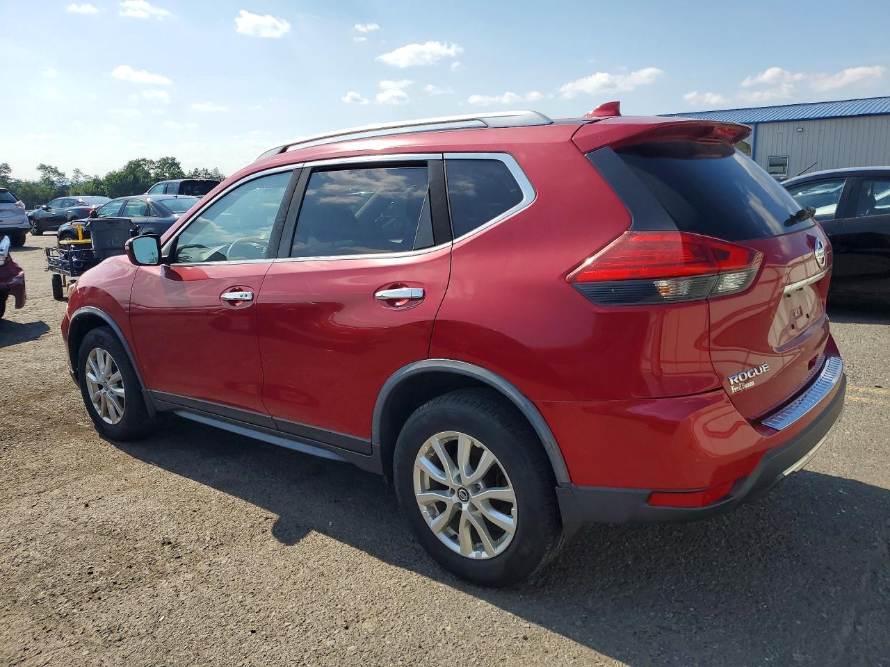 2017 NISSAN ROGUE