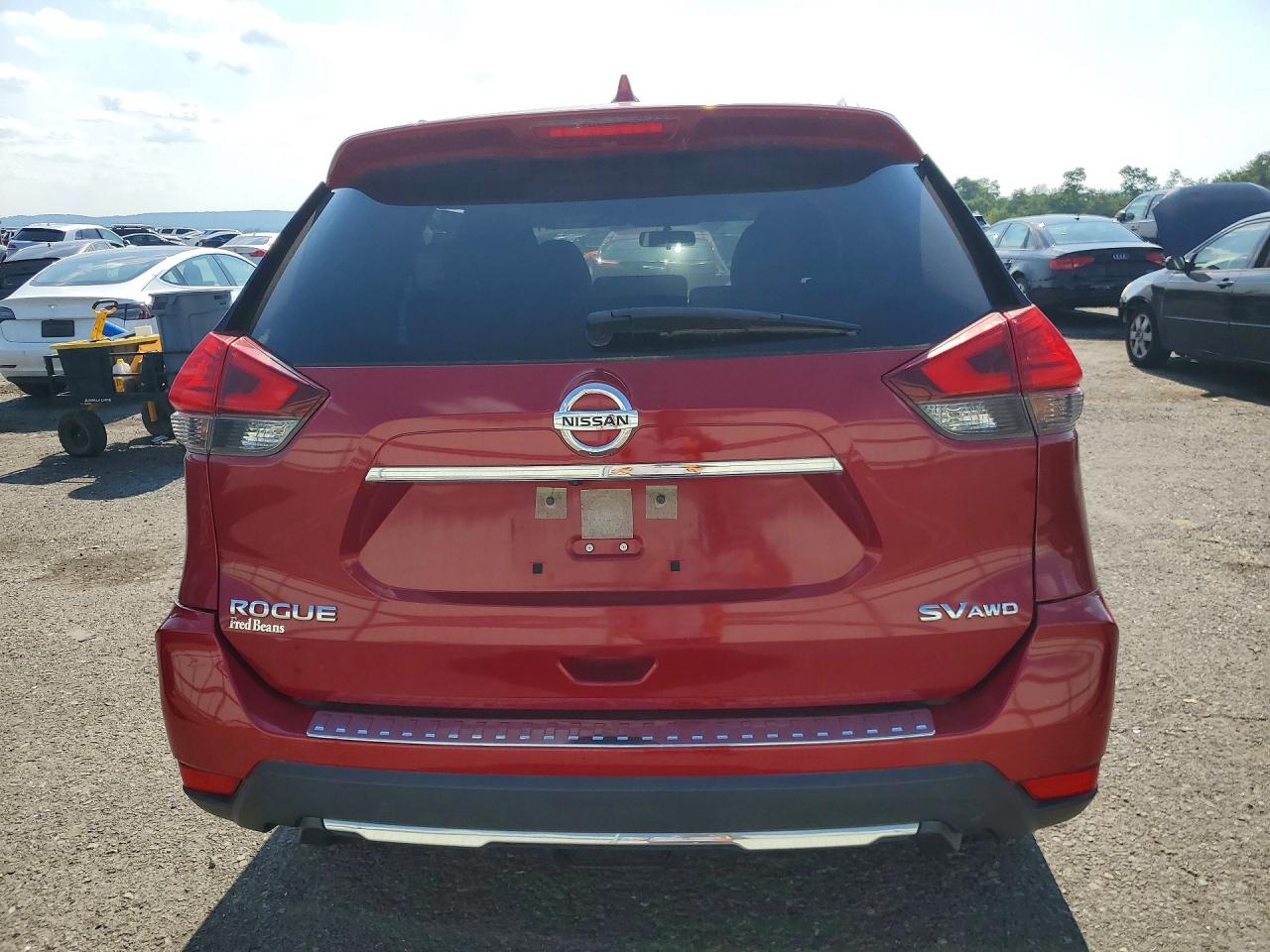 2017 NISSAN ROGUE