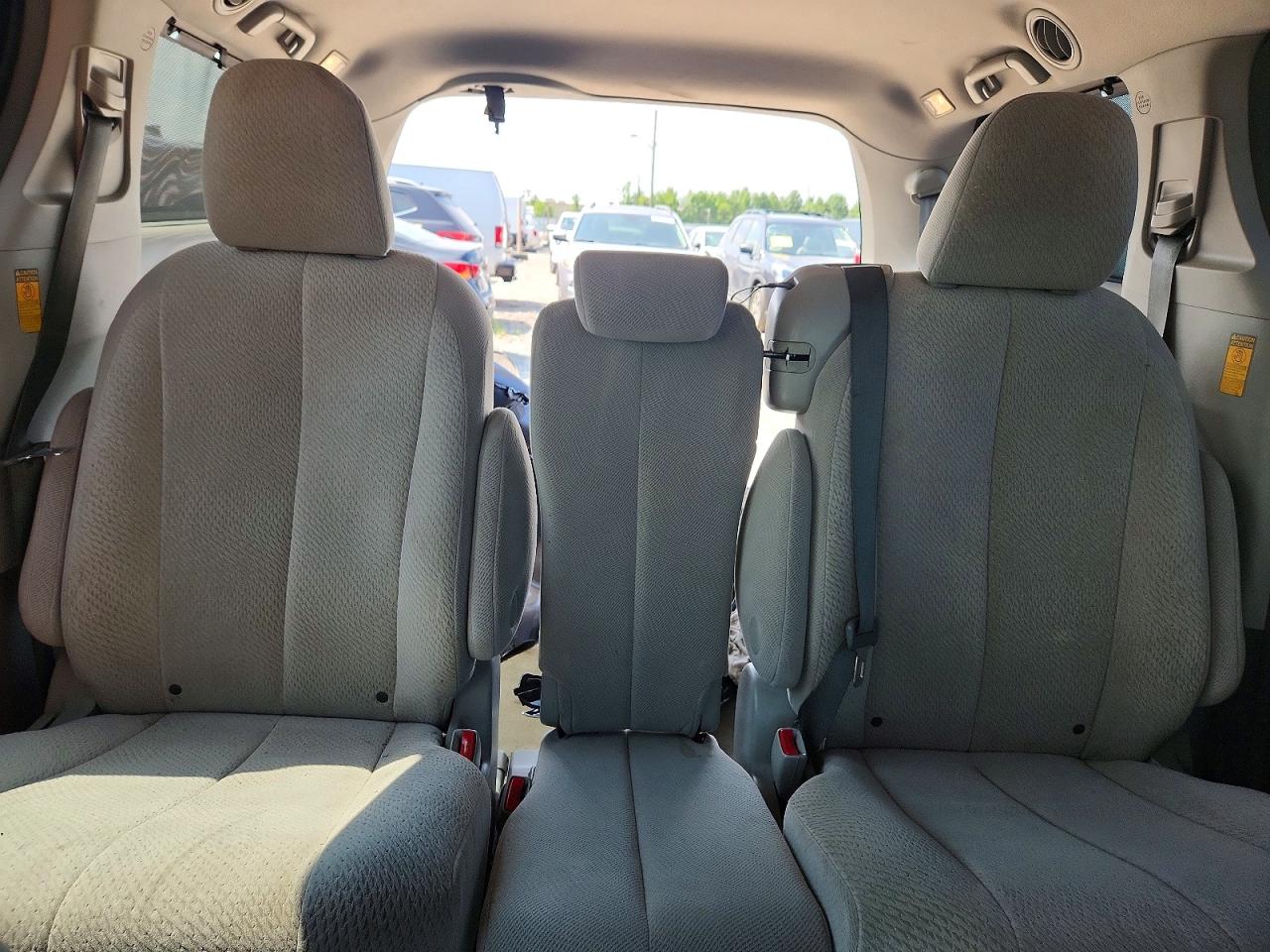 2013 TOYOTA SIENNA