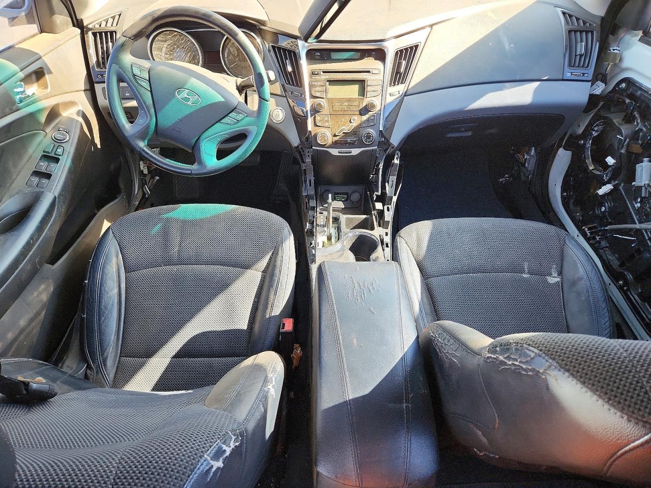2013 HYUNDAI SONATA