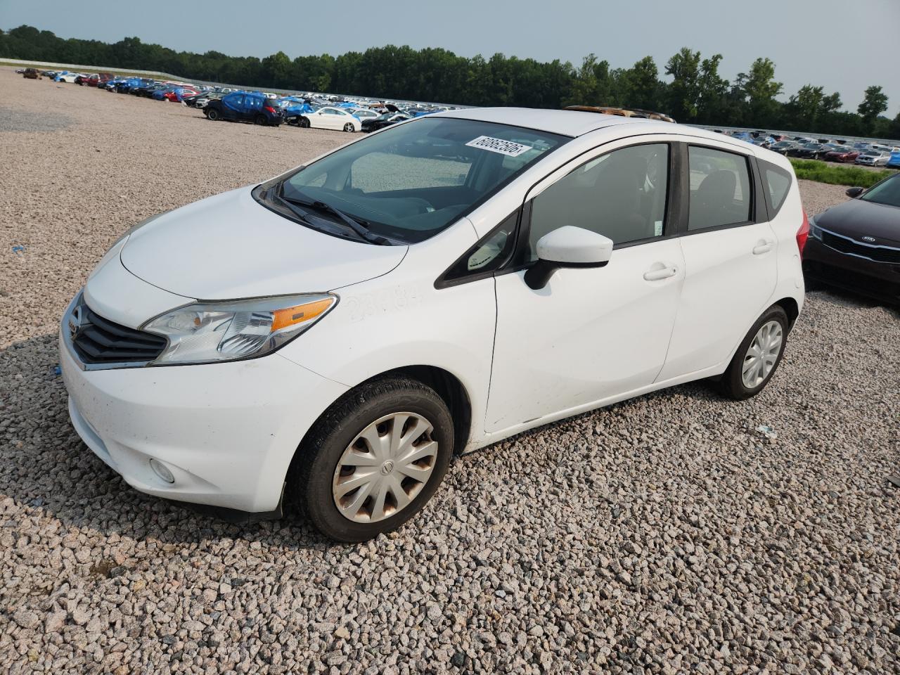 2016 NISSAN VERSA