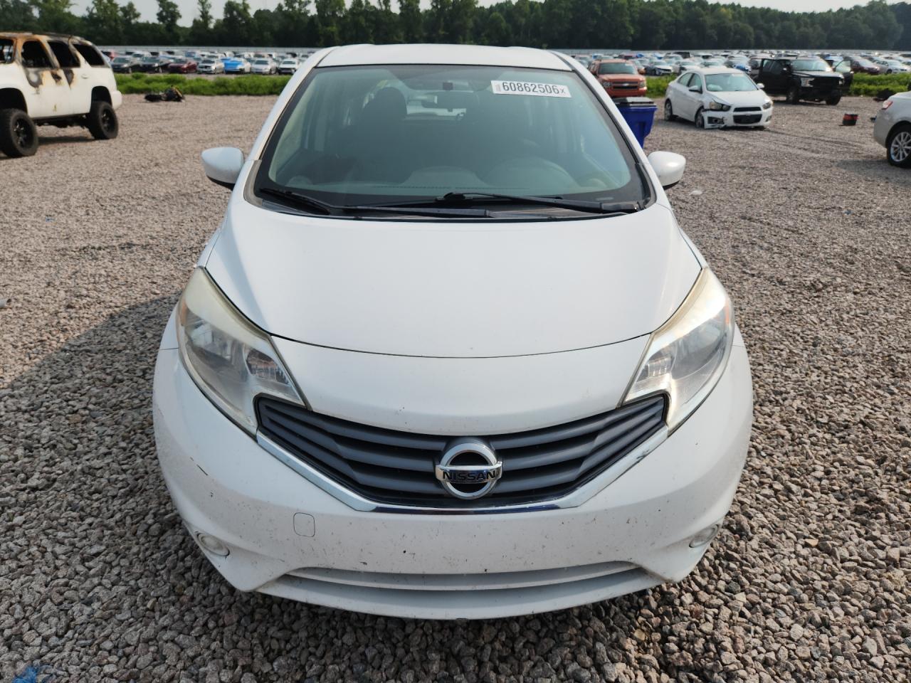 2016 NISSAN VERSA