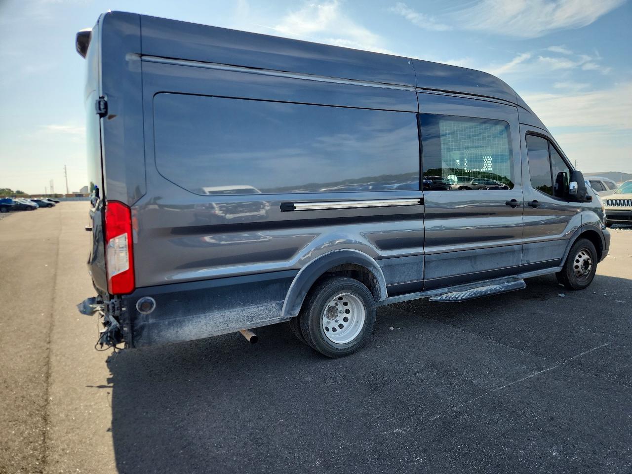 2022 FORD TRANSIT