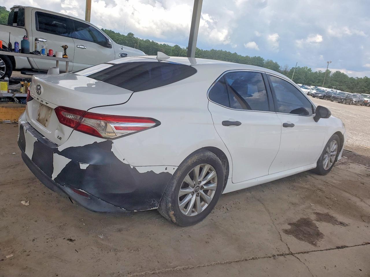 2019 TOYOTA CAMRY